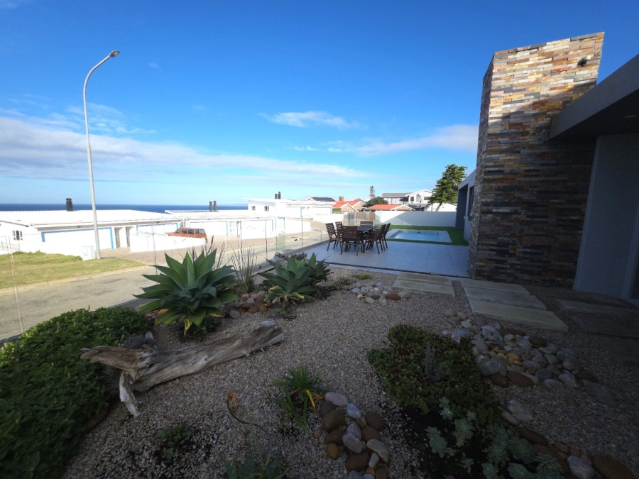 3 Bedroom Property for Sale in Dana Bay Western Cape